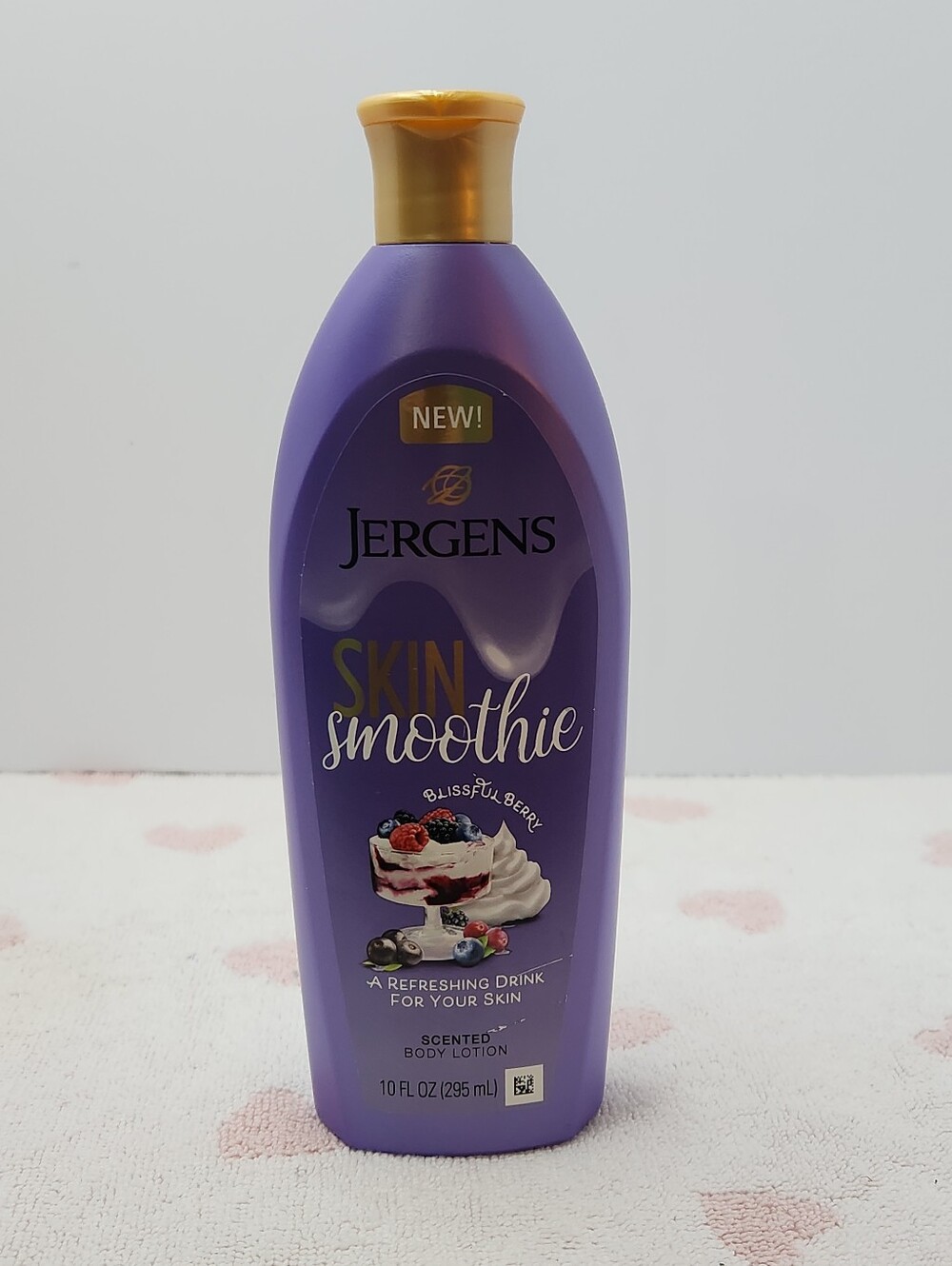 Jergens Purple Skin Smoothie Blissful Berry Body Lotion